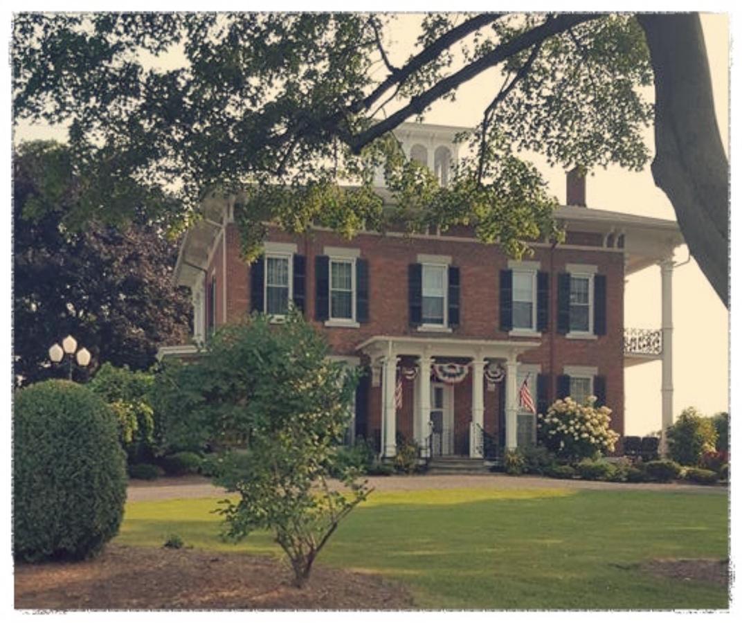 The Inn At Burnap'S Sodus Exterior photo